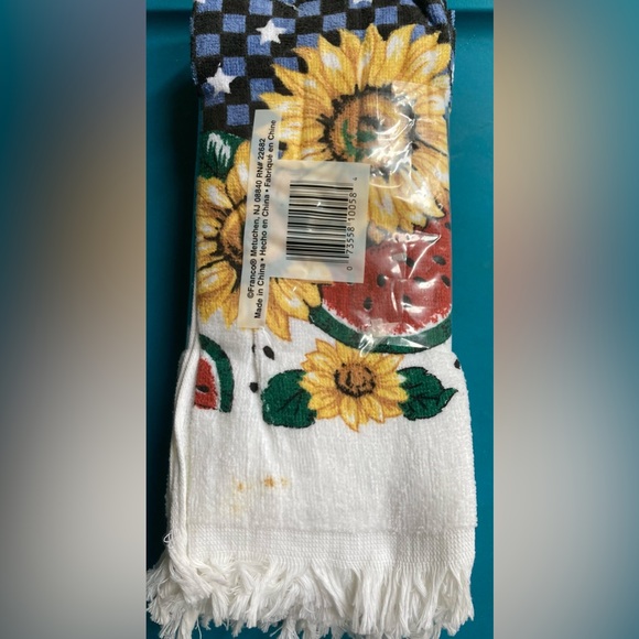 Kitchen Towels - Picture 2 of 2